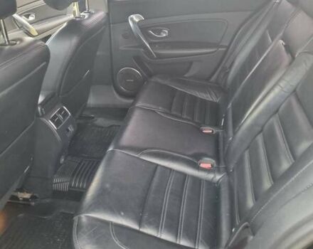 Черный Рено Латитьюд, объемом двигателя 2 л и пробегом 308 тыс. км за 9000 $, фото 7 на Automoto.ua