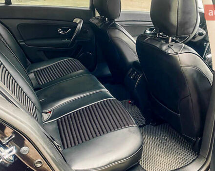 Рено Латитьюд 2011 в Киеве на Automoto.ua Черный Рено Латитьюд, объемом двигателя 2 л и пробегом 263 тыс. км за 7300 $, фото 6 на Automoto.ua