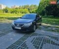 Черный Рено Латитьюд, объемом двигателя 2 л и пробегом 300 тыс. км за 3700 $, фото 1 на Automoto.ua