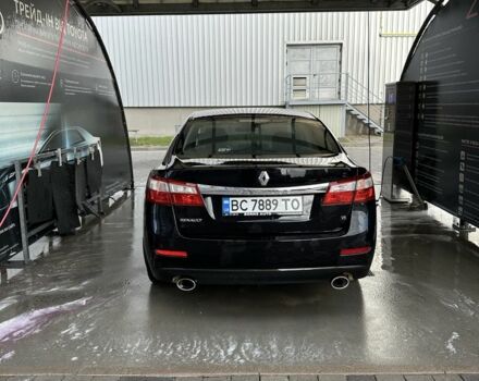 Черный Рено Латитьюд, объемом двигателя 2.5 л и пробегом 306 тыс. км за 6300 $, фото 1 на Automoto.ua