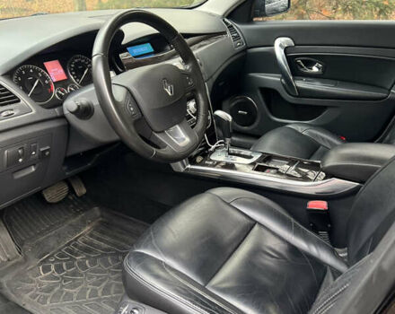 Черный Рено Латитьюд, объемом двигателя 2.5 л и пробегом 114 тыс. км за 11700 $, фото 12 на Automoto.ua