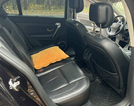 Черный Рено Латитьюд, объемом двигателя 2.5 л и пробегом 114 тыс. км за 11700 $, фото 13 на Automoto.ua