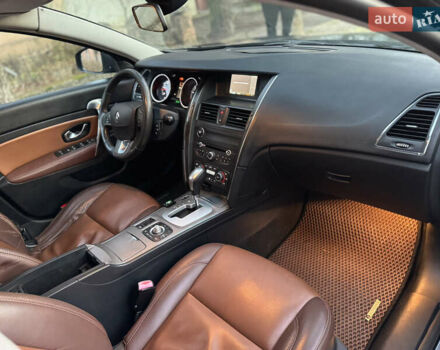 Черный Рено Латитьюд, объемом двигателя 2 л и пробегом 190 тыс. км за 6550 $, фото 7 на Automoto.ua