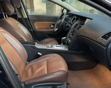 Черный Рено Латитьюд, объемом двигателя 2 л и пробегом 190 тыс. км за 6550 $, фото 6 на Automoto.ua