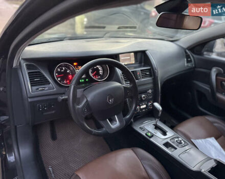 Черный Рено Латитьюд, объемом двигателя 2 л и пробегом 190 тыс. км за 6550 $, фото 9 на Automoto.ua