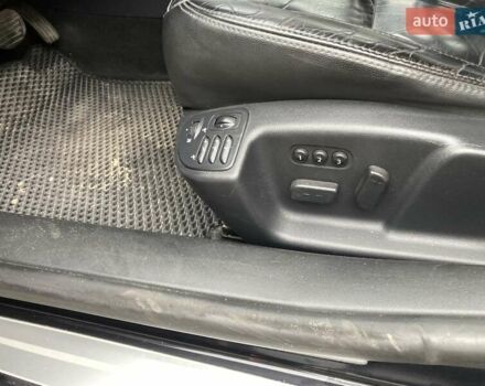 Черный Рено Латитьюд, объемом двигателя 2.5 л и пробегом 306 тыс. км за 6300 $, фото 19 на Automoto.ua