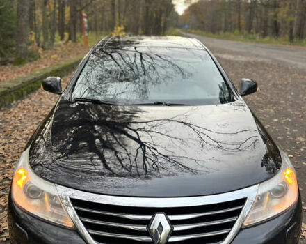 Черный Рено Латитьюд, объемом двигателя 2.5 л и пробегом 114 тыс. км за 11700 $, фото 3 на Automoto.ua