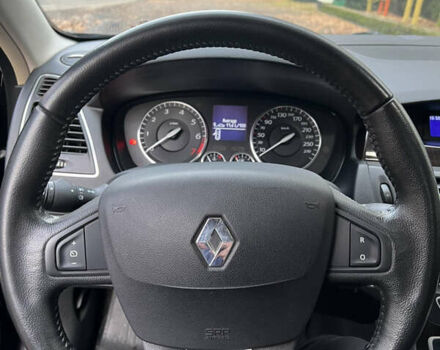 Черный Рено Латитьюд, объемом двигателя 2.5 л и пробегом 114 тыс. км за 11700 $, фото 17 на Automoto.ua