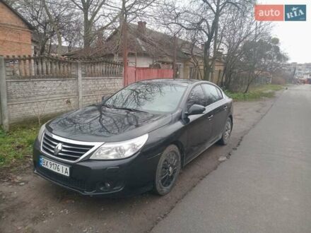 Черный Рено Латитьюд, объемом двигателя 2 л и пробегом 265 тыс. км за 5700 $, фото 1 на Automoto.ua