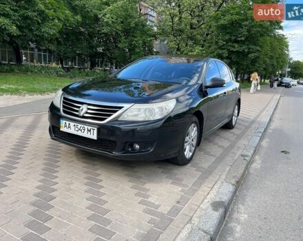 Черный Рено Латитьюд, объемом двигателя 2 л и пробегом 238 тыс. км за 5200 $, фото 1 на Automoto.ua