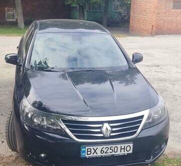 Черный Рено Латитьюд, объемом двигателя 2 л и пробегом 246 тыс. км за 8700 $, фото 1 на Automoto.ua