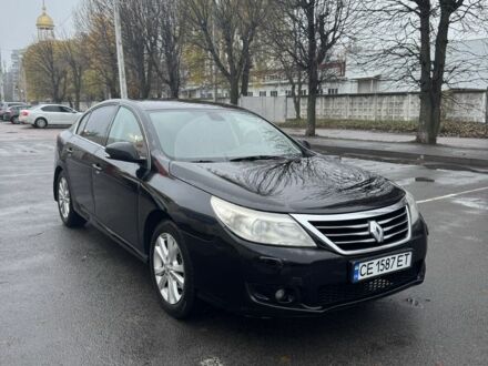 Черный Рено Латитьюд, объемом двигателя 2 л и пробегом 198 тыс. км за 6000 $, фото 1 на Automoto.ua