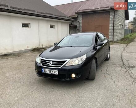 Черный Рено Латитьюд, объемом двигателя 2.5 л и пробегом 306 тыс. км за 6300 $, фото 1 на Automoto.ua