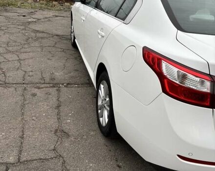 Рено Латітьюд, об'ємом двигуна 2 л та пробігом 224 тис. км за 7800 $, фото 2 на Automoto.ua