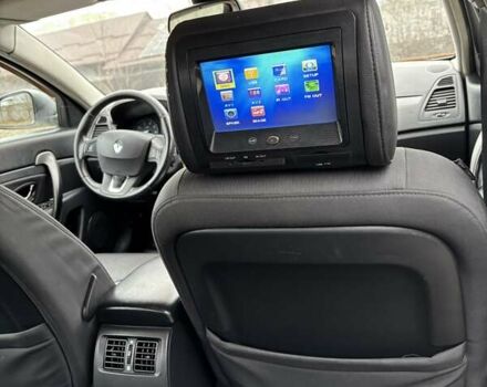 Рено Латітьюд, об'ємом двигуна 2 л та пробігом 224 тис. км за 7800 $, фото 12 на Automoto.ua