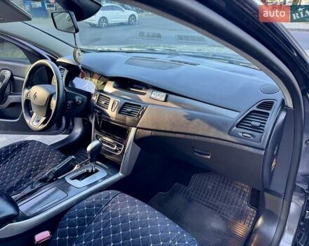 Рено Латитьюд 2011 в Одессе на Automoto.ua Серый Рено Латитьюд, объемом двигателя 2 л и пробегом 161 тыс. км за 6999 $, фото 57 на Automoto.ua