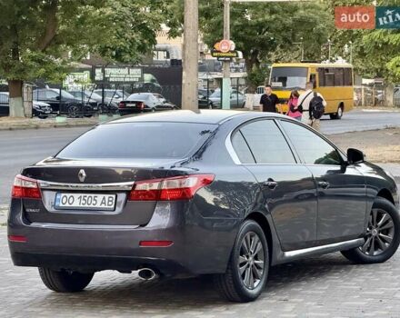 Рено Латитьюд 2011 в Одессе на Automoto.ua Серый Рено Латитьюд, объемом двигателя 2 л и пробегом 161 тыс. км за 6999 $, фото 13 на Automoto.ua