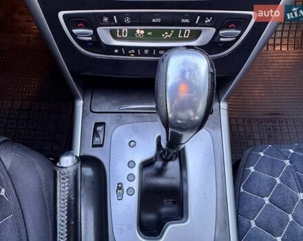 Рено Латитьюд 2011 в Одессе на Automoto.ua Серый Рено Латитьюд, объемом двигателя 2 л и пробегом 161 тыс. км за 6999 $, фото 52 на Automoto.ua