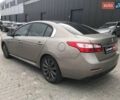 Сірий Рено Латітьюд, об'ємом двигуна 2 л та пробігом 260 тис. км за 7590 $, фото 9 на Automoto.ua