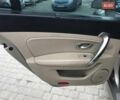 Сірий Рено Латітьюд, об'ємом двигуна 2 л та пробігом 260 тис. км за 7590 $, фото 20 на Automoto.ua