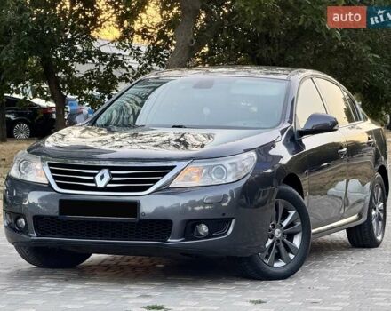 Рено Латитьюд 2011 в Одессе на Automoto.ua Серый Рено Латитьюд, объемом двигателя 2 л и пробегом 161 тыс. км за 6999 $, фото 17 на Automoto.ua