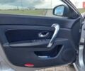Рено Латитьюд 2011 в Виннице на Automoto.ua Серый Рено Латитьюд, объемом двигателя 2 л и пробегом 320 тыс. км за 7700 $, фото 6 на Automoto.ua