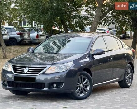 Рено Латитьюд 2011 в Одессе на Automoto.ua Серый Рено Латитьюд, объемом двигателя 2 л и пробегом 161 тыс. км за 6999 $, фото 16 на Automoto.ua