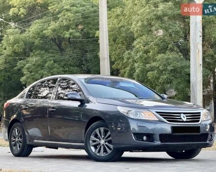 Рено Латитьюд 2011 в Одессе на Automoto.ua Серый Рено Латитьюд, объемом двигателя 2 л и пробегом 161 тыс. км за 6999 $, фото 4 на Automoto.ua