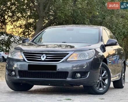 Рено Латитьюд 2011 в Одессе на Automoto.ua Серый Рено Латитьюд, объемом двигателя 2 л и пробегом 161 тыс. км за 6999 $, фото 18 на Automoto.ua