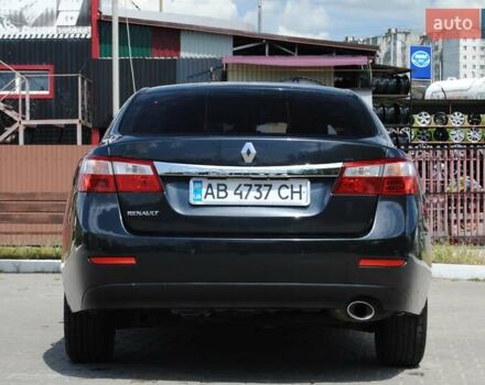 Серый Рено Латитьюд, объемом двигателя 2 л и пробегом 184 тыс. км за 8998 $, фото 5 на Automoto.ua