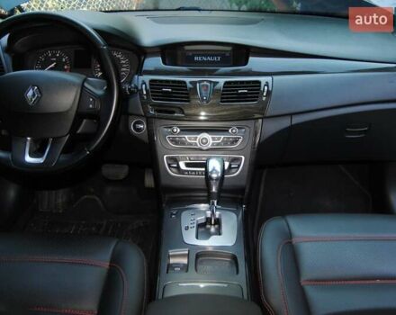 Серый Рено Латитьюд, объемом двигателя 2 л и пробегом 184 тыс. км за 8998 $, фото 21 на Automoto.ua