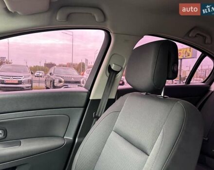 Серый Рено Латитьюд, объемом двигателя 2 л и пробегом 269 тыс. км за 6500 $, фото 22 на Automoto.ua