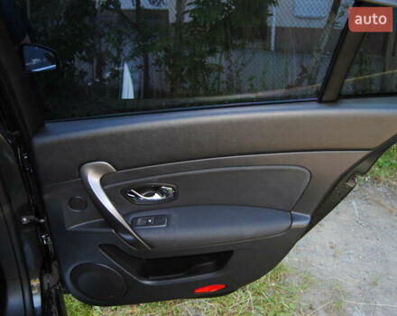 Серый Рено Латитьюд, объемом двигателя 2 л и пробегом 184 тыс. км за 8998 $, фото 37 на Automoto.ua