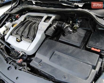 Серый Рено Латитьюд, объемом двигателя 2 л и пробегом 184 тыс. км за 8998 $, фото 17 на Automoto.ua