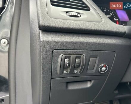 Серый Рено Латитьюд, объемом двигателя 2 л и пробегом 269 тыс. км за 6500 $, фото 12 на Automoto.ua