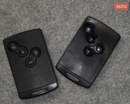 Серый Рено Латитьюд, объемом двигателя 2 л и пробегом 184 тыс. км за 8998 $, фото 39 на Automoto.ua