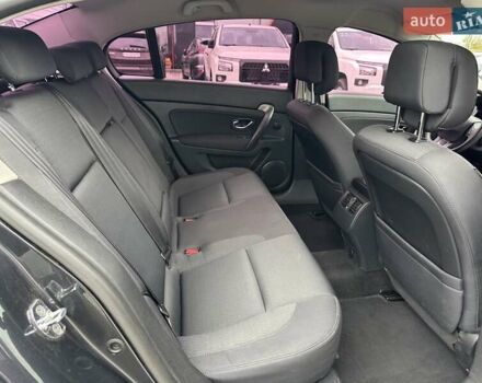 Серый Рено Латитьюд, объемом двигателя 2 л и пробегом 269 тыс. км за 6500 $, фото 26 на Automoto.ua