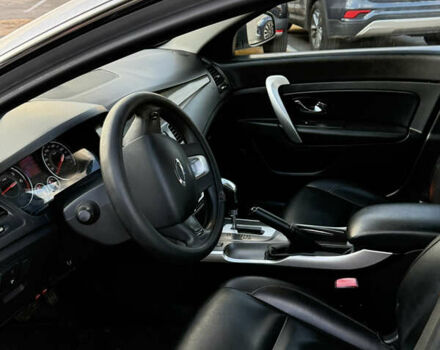 Сірий Рено Латітьюд, об'ємом двигуна 2 л та пробігом 352 тис. км за 6000 $, фото 7 на Automoto.ua