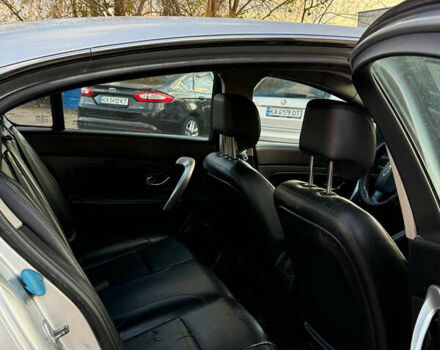 Сірий Рено Латітьюд, об'ємом двигуна 2 л та пробігом 340 тис. км за 6200 $, фото 6 на Automoto.ua