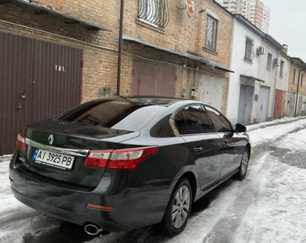 Сірий Рено Латітьюд, об'ємом двигуна 2 л та пробігом 269 тис. км за 6850 $, фото 1 на Automoto.ua