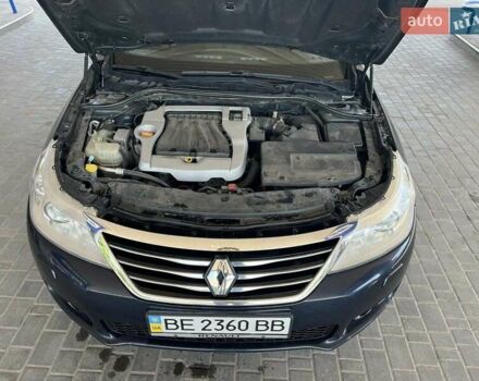 Синій Рено Латітьюд, об'ємом двигуна 2 л та пробігом 165 тис. км за 7999 $, фото 29 на Automoto.ua