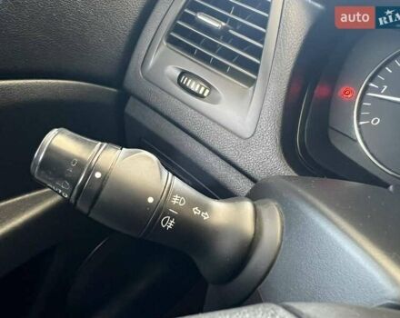 Синій Рено Латітьюд, об'ємом двигуна 2 л та пробігом 165 тис. км за 7999 $, фото 26 на Automoto.ua