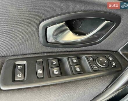 Синій Рено Латітьюд, об'ємом двигуна 2 л та пробігом 165 тис. км за 7999 $, фото 21 на Automoto.ua