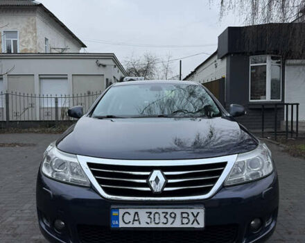 Синий Рено Латитьюд, объемом двигателя 2 л и пробегом 161 тыс. км за 8000 $, фото 1 на Automoto.ua