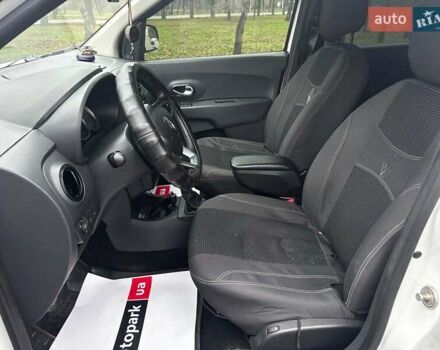 Белый Рено Лоджи, объемом двигателя 1.5 л и пробегом 178 тыс. км за 11490 $, фото 12 на Automoto.ua