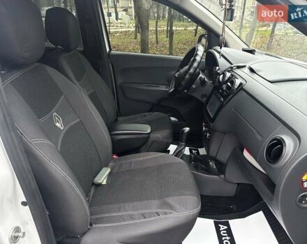 Белый Рено Лоджи, объемом двигателя 1.5 л и пробегом 178 тыс. км за 11490 $, фото 15 на Automoto.ua