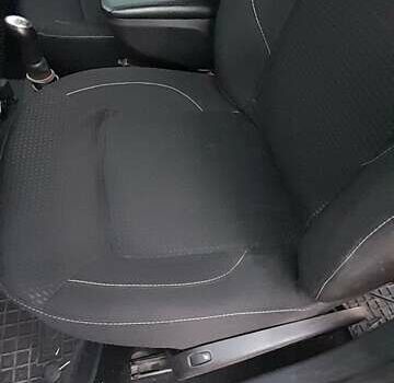 Белый Рено Лоджи, объемом двигателя 1.5 л и пробегом 170 тыс. км за 11700 $, фото 4 на Automoto.ua