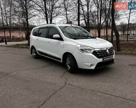 Белый Рено Лоджи, объемом двигателя 1.5 л и пробегом 178 тыс. км за 11490 $, фото 6 на Automoto.ua