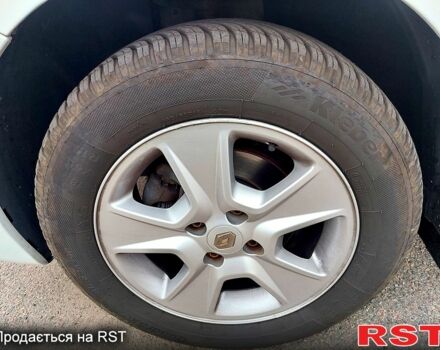 Рено Лоджи 2019 в Катеринополе на Automoto.ua Белый Рено Лоджи, объемом двигателя 1.5 л и пробегом 180 тыс. км за 11500 $, фото 13 на Automoto.ua