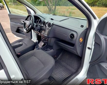 Рено Лоджи 2019 в Катеринополе на Automoto.ua Белый Рено Лоджи, объемом двигателя 1.5 л и пробегом 180 тыс. км за 11500 $, фото 6 на Automoto.ua